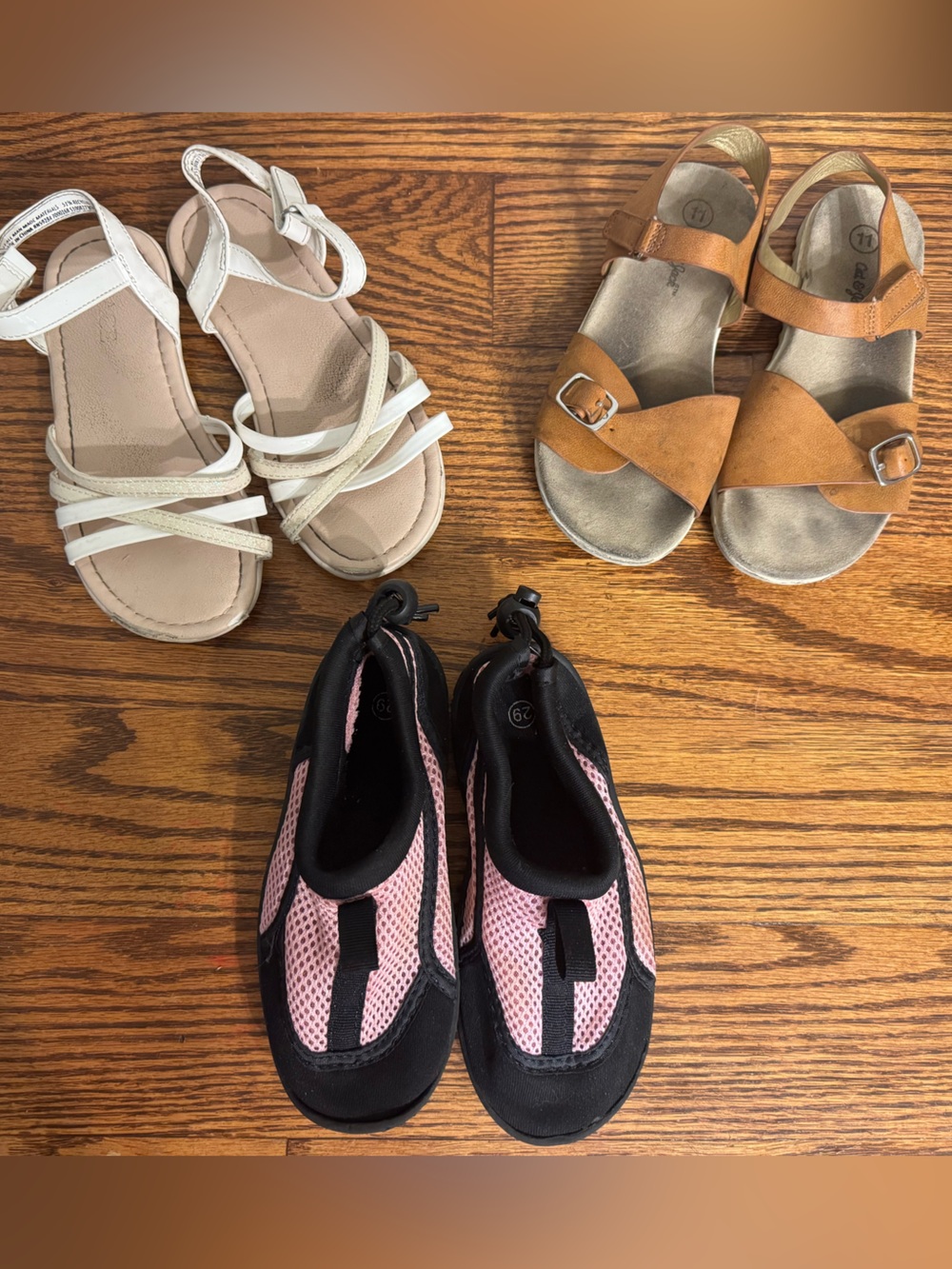 Lot of 3 pairs of girls' sandals size 11